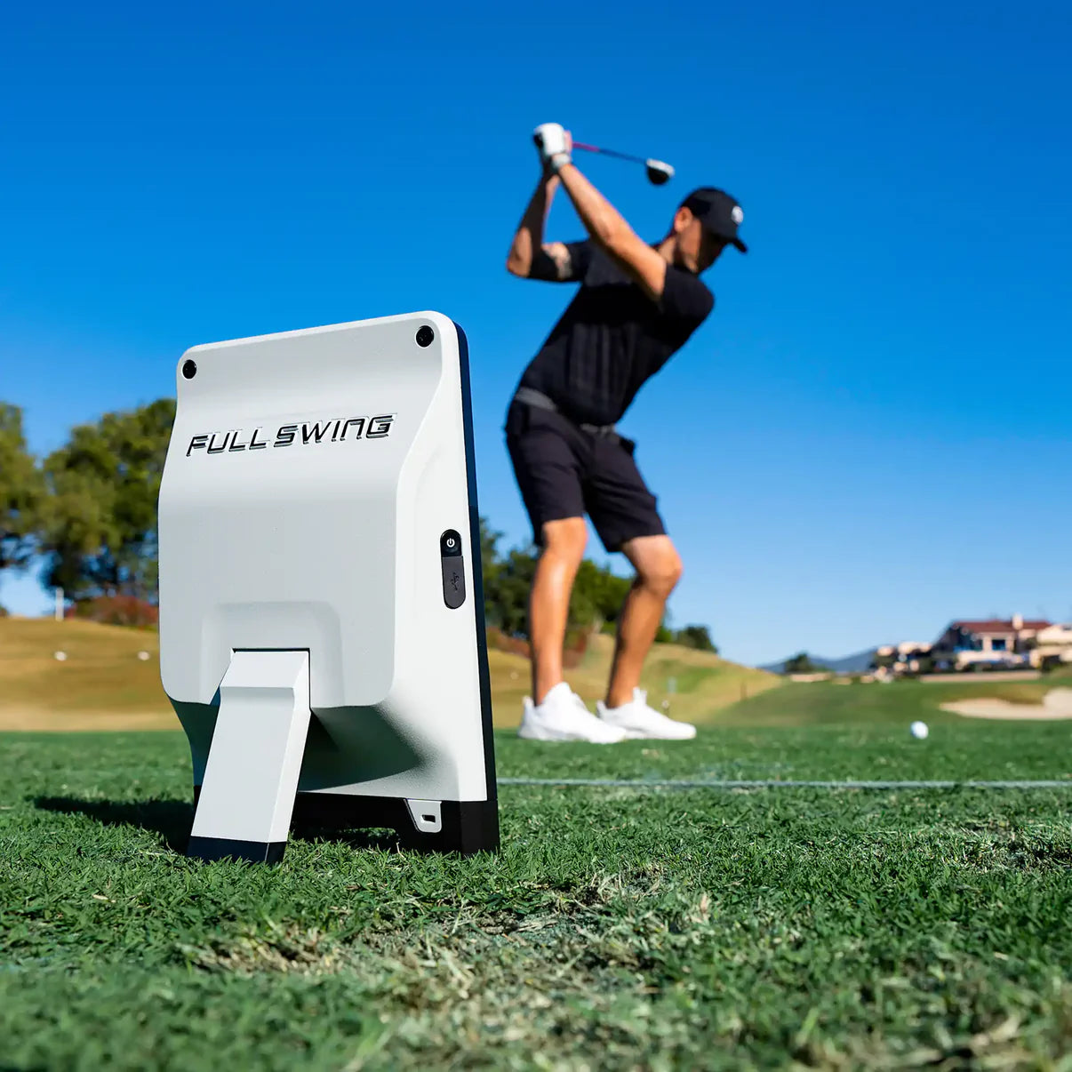 FULL SWING KIT HOME SIMULATOR BUNDLE